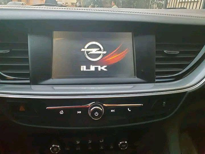 الإسم+Opel+insignia+
الموديل+2019
مازوط+و+6+خيل+
الكيلومتراج+190000+كم+
الحالة+نقية+
الموطور+تيربو

اكادير أكادير, أكادير إداوتانان


**إذا كنت صاحب هذا الإعلان وتريد حذفه لأي سبب، رجاءا أرسل رسالة إلى الدعم الفني**