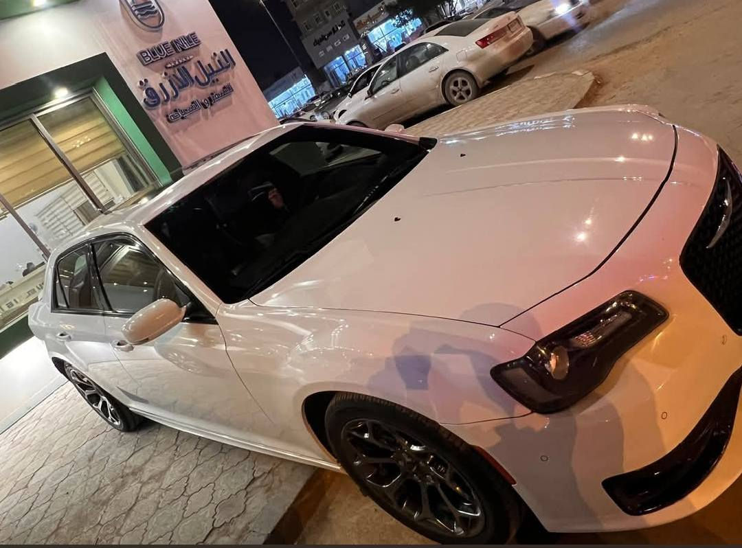 موديل. ١٨
بجم عريض 
حساس امامي خلفي 
جاملغ صبغ فقط 
عنوان السياره نجف 
سياره جديده كلش نضيفه ماشيه جوه ٩٠ 
رقمي 
***********
 سعره185 سريع امي اريد اسويله عمليه

