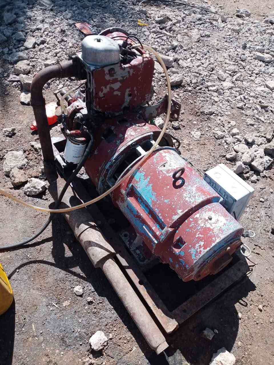 مولد طبك بلادي شرط الماني ابو صاروخ توليد  شغال  بس ماعرف  بيه يحمه ابيعها  على هذي الوظعيه عنوان  د يالى سعر  مليون  ***********
