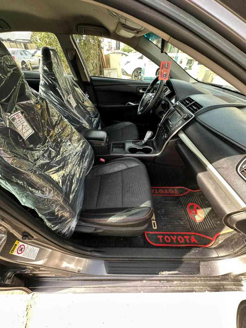 كامري 2015 وارد امريكي رقم اربيل بسمي مواصفات SE كشن كهرباء تحكمات جلد شفتات بالستيرن سياره نضيفه جدا مال بيت ماشيه 170KM
بيها 3 قطع صبغ وحافه البنيد صور الحادث مرفقه
السعر $145
*********** بغداد بغداد, العراق
