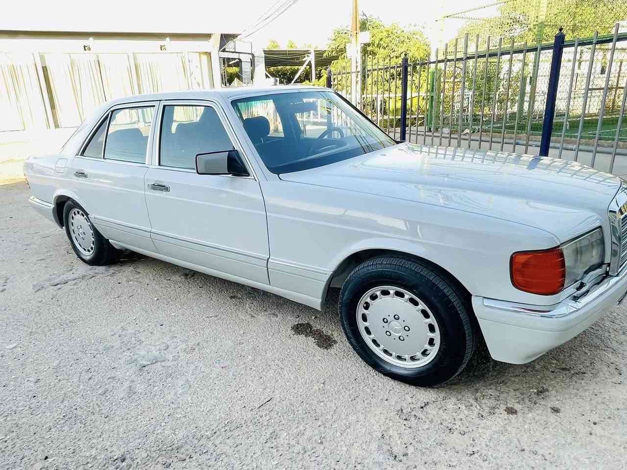 يالله السلام عليكم 
مارسيدس رئاسي 1991 دبل هورن دبل مروحه غرفه كهرباء برده كهرباء سلايت طكتين جكات تصعيد تنزيل تبريد ثلج  وبيه خير من الله سياره تخبل السعر خاص مكان نجف الأشرف 
للاستفسار الاتصال 

***********
***********
