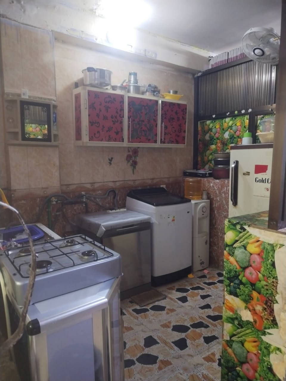 السلام عليكم

دار مساحه 43متر نظيف أمامه تشجير وموقع مميز

صاله
مطبخ
حمام خارجي
غرفه نوم فوك
بيتونه
سطح

السعر 130مليون

غزاليه بدايه شارع المشجر
للإستفسار *********** *********** مكتب الطائي
