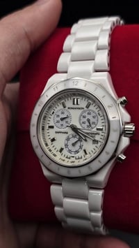 رومانسون أصلي • سيراميك أبيض • زجاج ياقوت