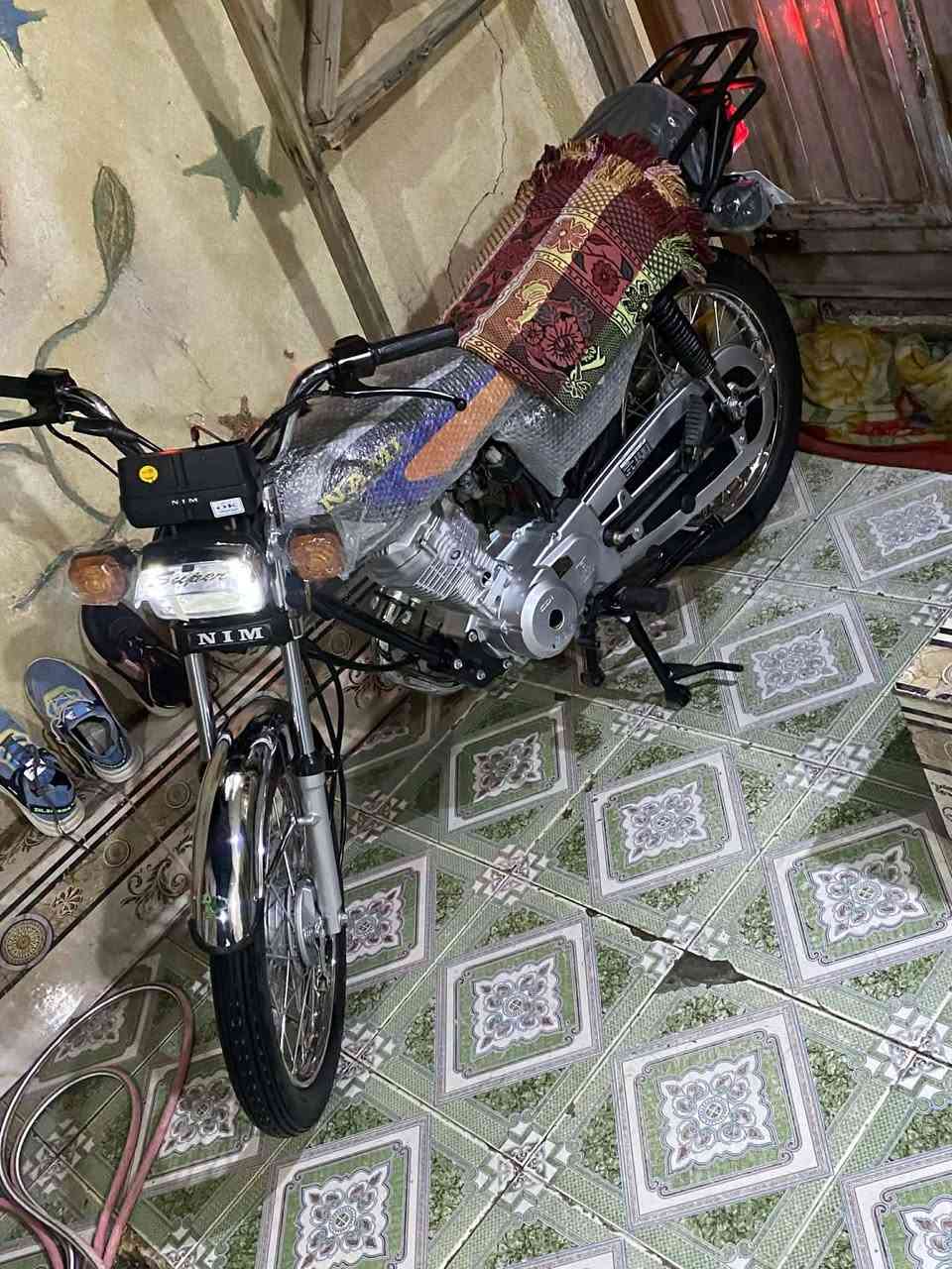 سلام عليكم شباب دراجه نامه 3احرف نضيفه مكفوله  كفاله عامه كل نقص مابي  مصار شهرين ونص نازله هيج موديله 2025 سكنر سعره خاص او تصال الشراي المو شراي يطلع كبل*********** بيع او مراوس
