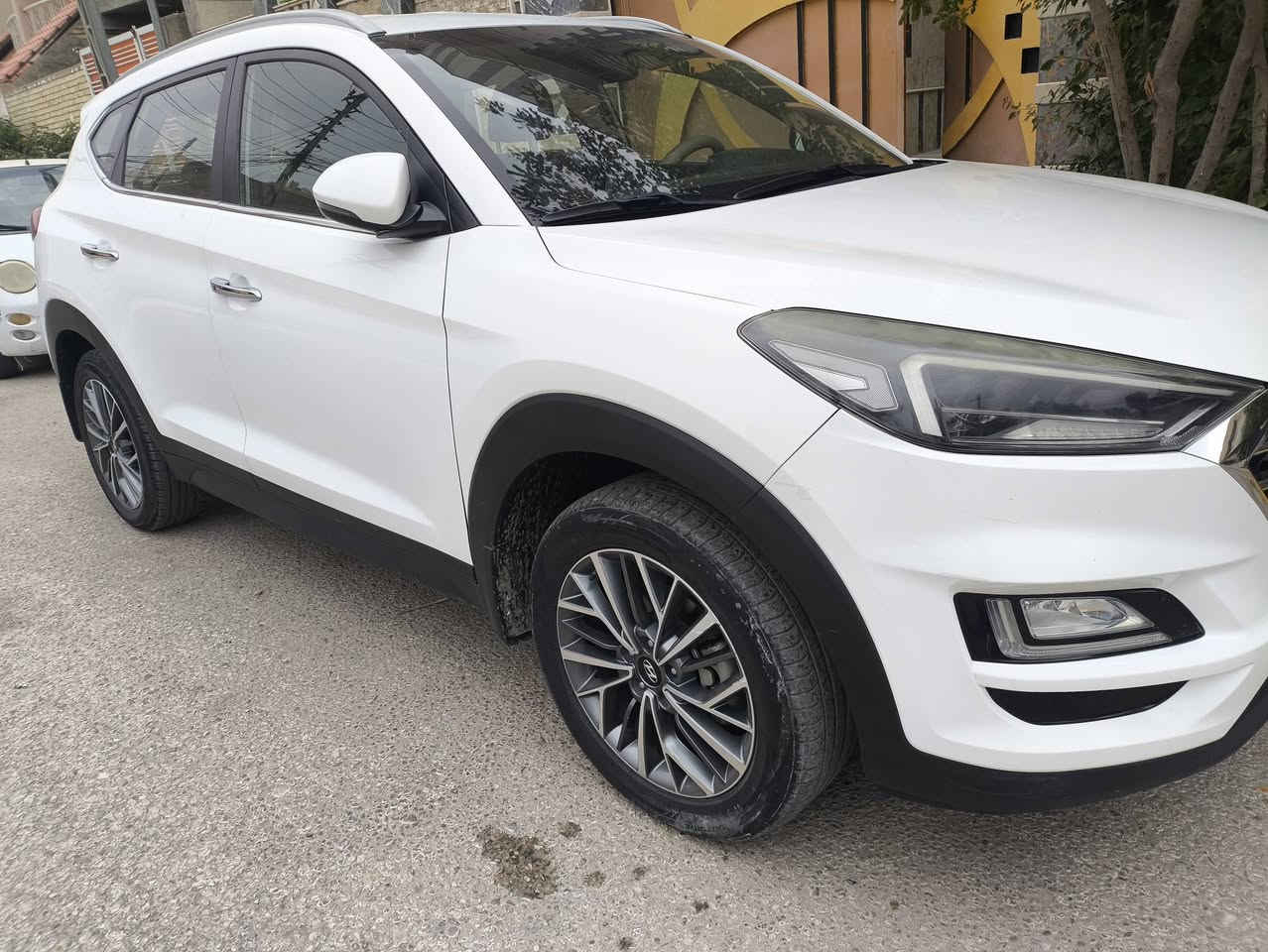 السلام عليكم
توسان موديل 2020 خليجيه مكفوله
ماشيه 90.  مكانه السياره كربلاء
سعره. 195
***********
