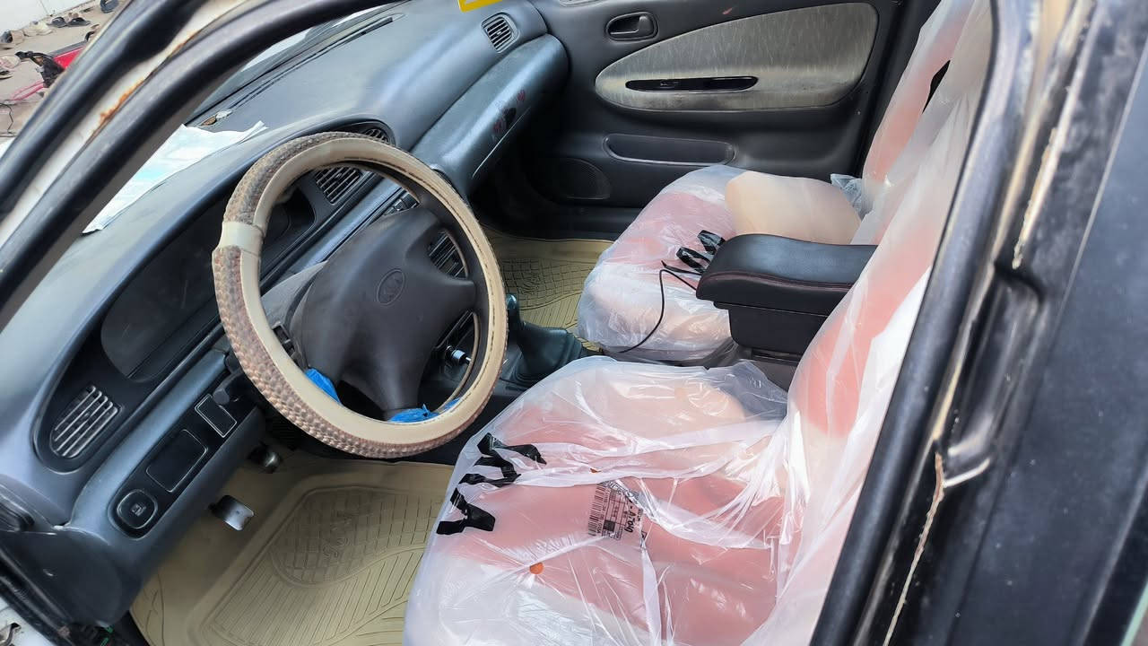 سيفيا موديل 95رقم بغداد بسمي محرك بي بخار كير عادي مصبوغة عام عدا القماره بيها ضربه خفيفه بصفحه الجنطه العكس السايق 
رقم دولي تحويل مباشر 
السعر 31ورقه وبي مجال المو شراي خلي يعبر المنشور ***********
