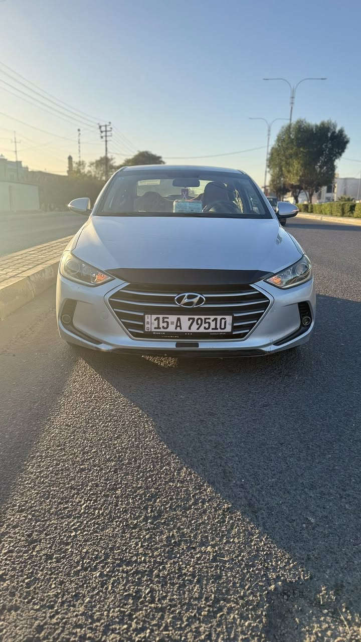 السلام عليكم للبيع النترا 2017
رقم أنبار ب اسمي 
كير محرك مكفولات 
بيها قطعه وحده بالجاملغ الأمامي 
محركها 1600. 

‭٠٧٨٣ ٠٩٣ ٩٦٢٠‬ نص مواصفات
