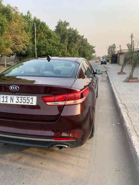 سلام عليكم للبيع كيا اوبتيما 2017 رقم بغداد بسمي وارد أمريكي بيه صبغ 6 قطع بدون دواخل بدون يرباك سونار بل منشور مكينه 2400 سياره جاهزه بدون اي نقص سعر 116 سياره بغداد رقمي ***********
