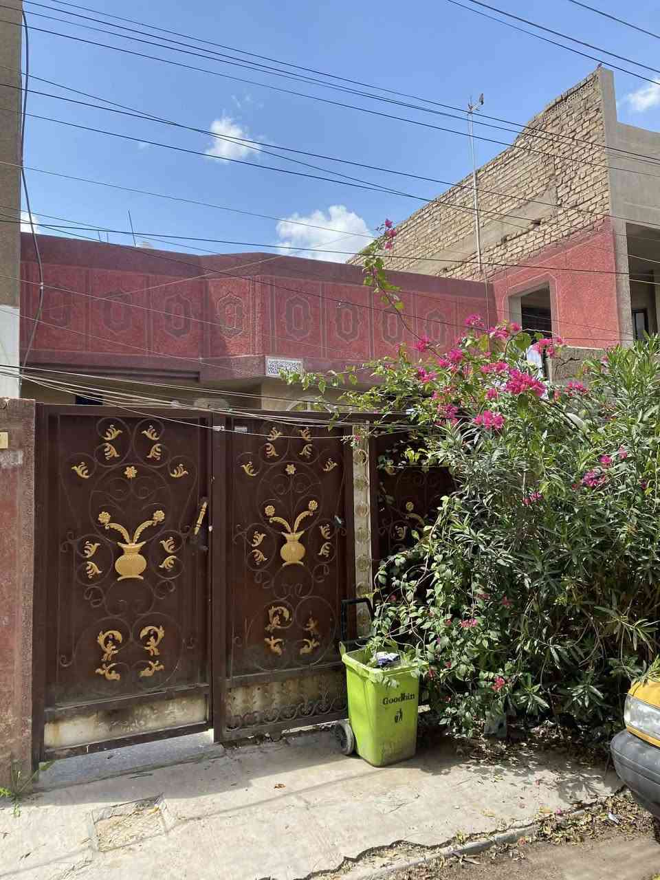 بسبب الوعود الغير صادقه تمت عادة النشر                🏠 مساحة ١٥٠ متر للبيع
جكوك الاساتذة 
طابق واحد غرفتين و مطبخ و حولي و استقبال
السعر خاص 

الرقم***********
