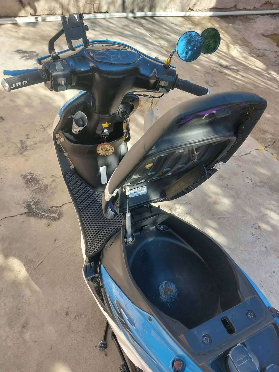 دراجه ماكس منغولي
كفاله برغي مامفتوح شرط
مكاني تلعفر سعر900بي مجال 
***********
