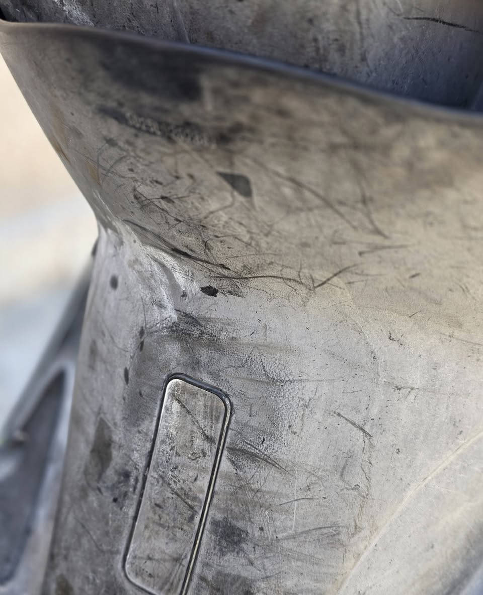 سلام عليكم اخوان كامكو G4 كفالة عامة بيع فقط فقط

نكرة سلف شلعة معدل فول ناعمة خرسة 
كهربيات كله شغال اشاير هورن سلف عداد كيلو متر كلشي شغال سكنات 

السعر 390  بي مجال بسيط لشراي مكاني نجف


**إذا كنت صاحب هذا الإعلان وتريد حذفه لأي سبب، رجاءا أرسل رسالة إلى الدعم الفني**