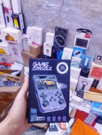 Game console (أتاري ) وياها الالعاب هواي   سعره : ٤٥ ألف  يوجد توصيل ج...