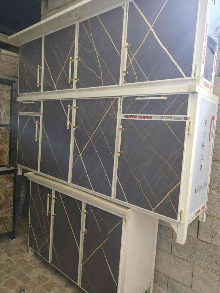 #محل_زياد_للاثاث_المنزلي🏠🏠
✨✨ كاونترات شغل درجه 
عنوانا #تكريت  شارع الزهور الفرع الي مقابيل اسواق الدليمي محل زياد
 *********** 📞☎️اتصال او واتساب
ويوجد خدمة توصيل 🚚🚚 تكريت, صلاح الدين
