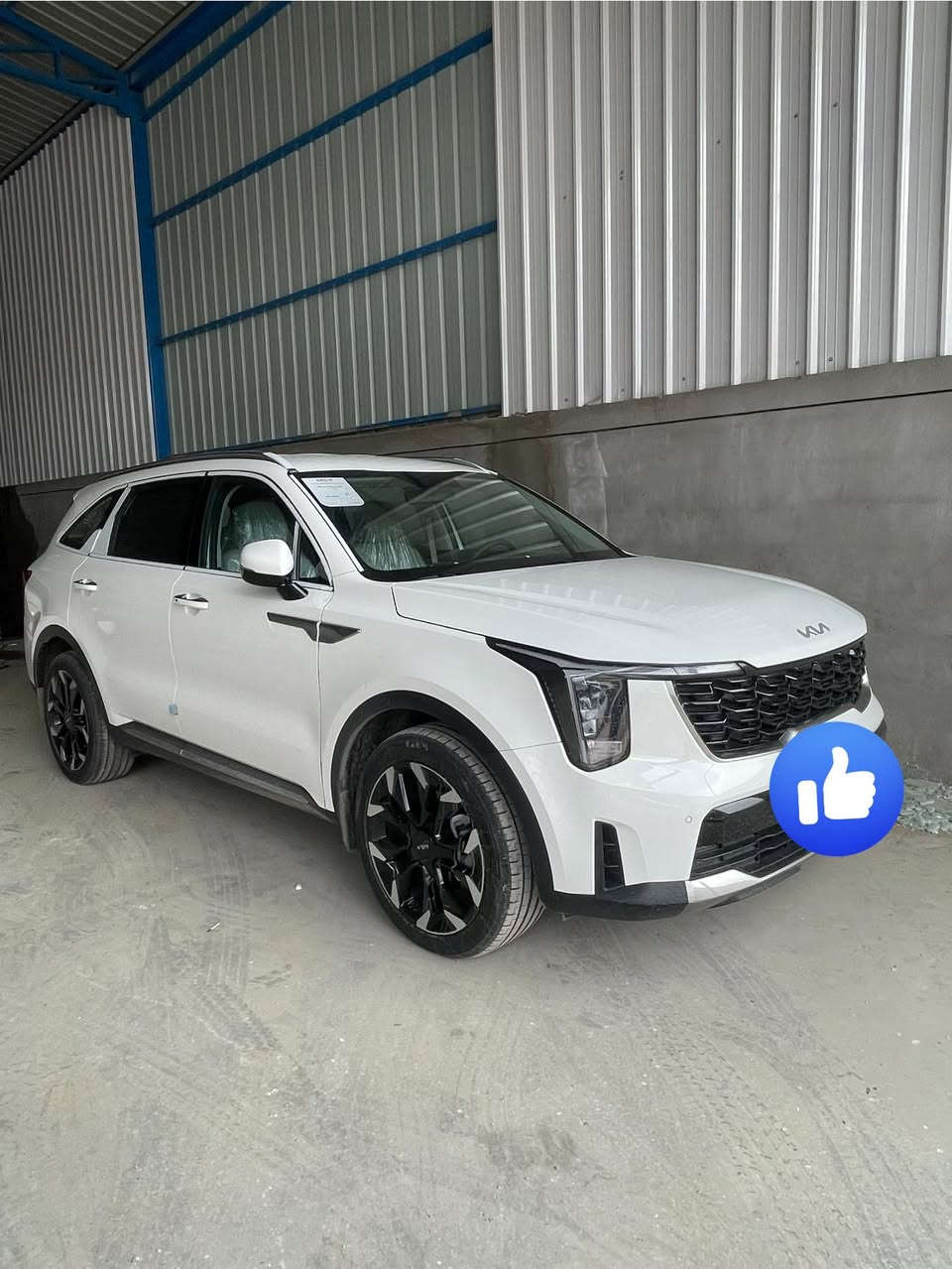 السلام عليكم كيا سورنتو 2025 ضمان الدوليه
اربع تبديلات دهن وصيانه مجانيه ١٠٠ كيلو او سنه
ماشيه ٢٠٠٠ كيلو.     سعر ٣١٥ مجال بصيط
ويل ٢٠ 
حساس خلفي امامي 
جنطه كهرباء 
دخول ذكي 
كفاله عامه
بغداد الرصافه 
***********
