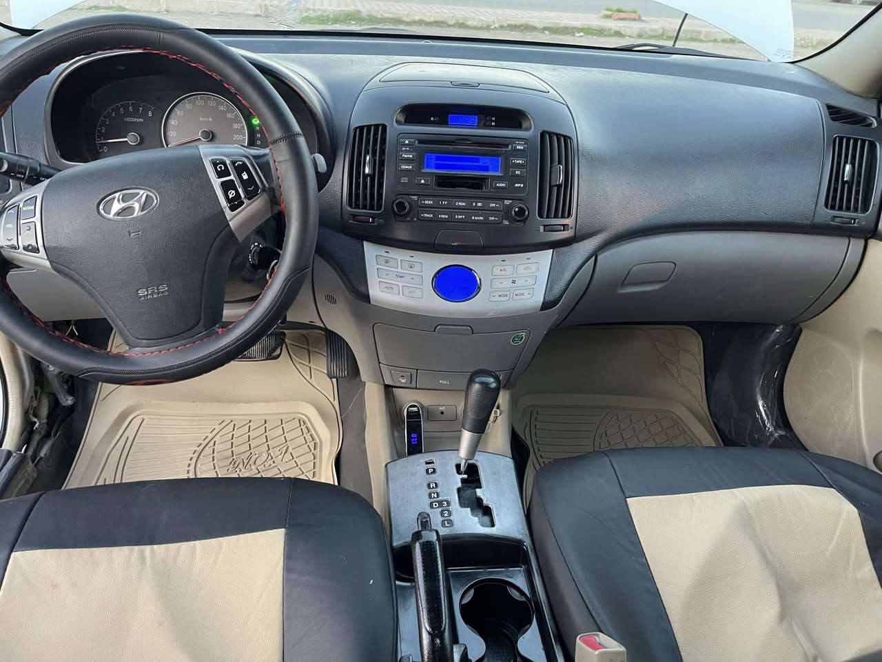 هونداي النترا 2009
كير ومحرك شرط
السيارة مرتچية مصبوغ عام جمالية 
السيارة مابيهة نقص
السيارة بسمي
مكان السيارة كركوك
السعر 88 وبيهة مجال
للاستفسار والاتصال ***********
***********
