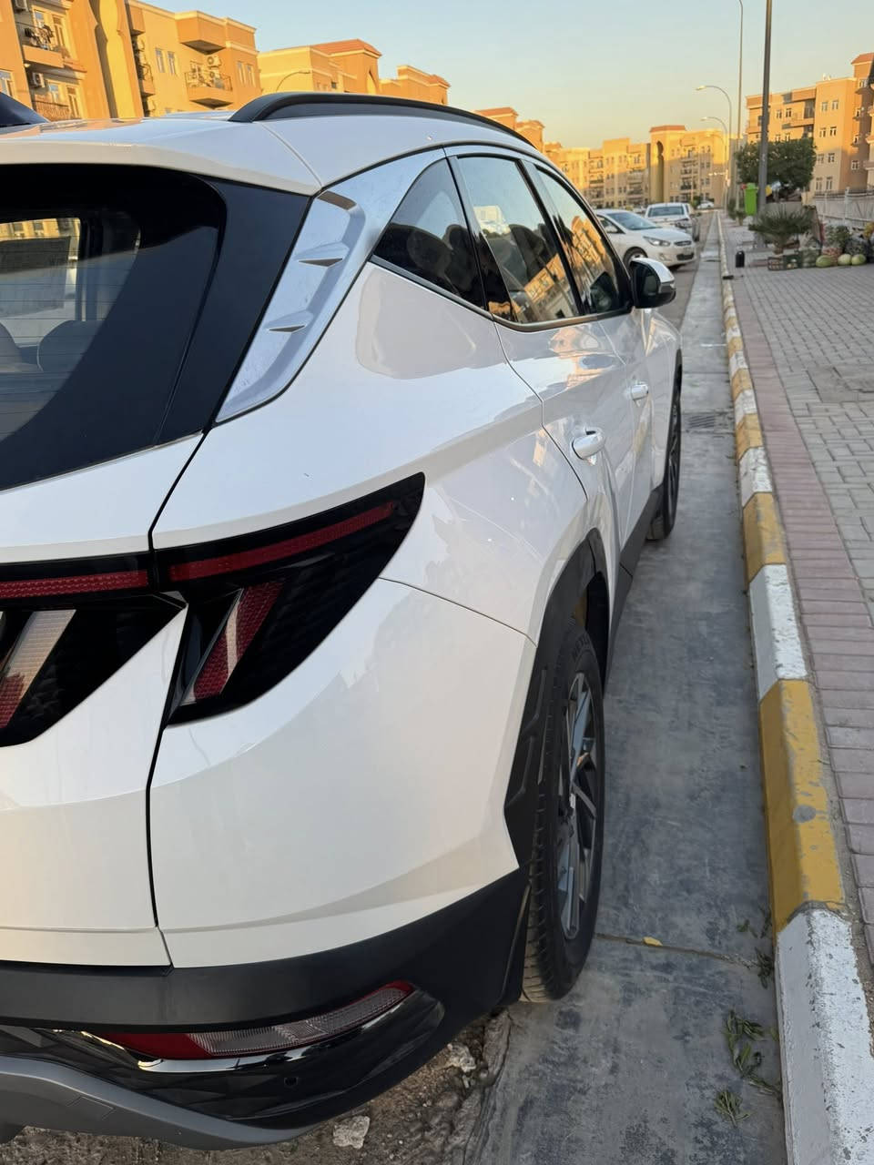 توسان موديل 2024 خليجي رقم بغداد باسمي(شخصيا)
بيهه بس بارد كد شبر باب الخلفي عكس السايق الباقي كفاله

مواصفات السياره فول قماره حديد 

بصمه تشغيل وابواب 

كشنات كهرباء 

داخل ملكي بس شادلهه دوشمه بس دوشمه كلفت500 الف

دشبول ايباد 

شاشه ابل كار بلي 

حساسات امامي خلفي 

كامره خلفيه دواره 

درايف مود 3 وضعيات 

اوتو هولد 

تشغيل كامره اثناء القياده 

لد خلفي 

لد امامي 

تحكم ستيرن 

ترحيب مري ويدات 

________

الباقي معروف 

مكان السياره بغداد السعر 220 وبيها مجال 

*********** 

متواجد واتساب او اتصال
