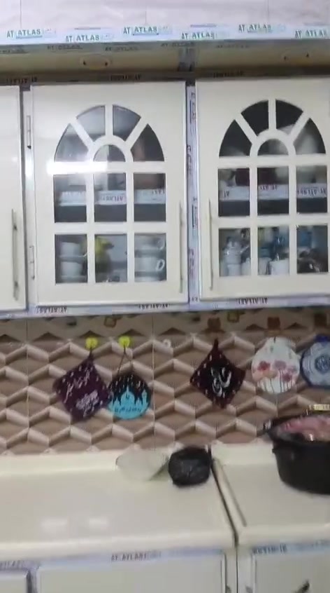 مرحبا بعد أذن المدير غرفه تركي تكمه حديثه ب مليون وربع وكاونتر تسگام  ضرر بالباب  صغير ويتصلح ب 10ألاف 3 امتار ب 650  مكانه بلديات ببغداد


**إذا كنت صاحب هذا الإعلان وتريد حذفه لأي سبب، رجاءا أرسل رسالة إلى الدعم الفني**