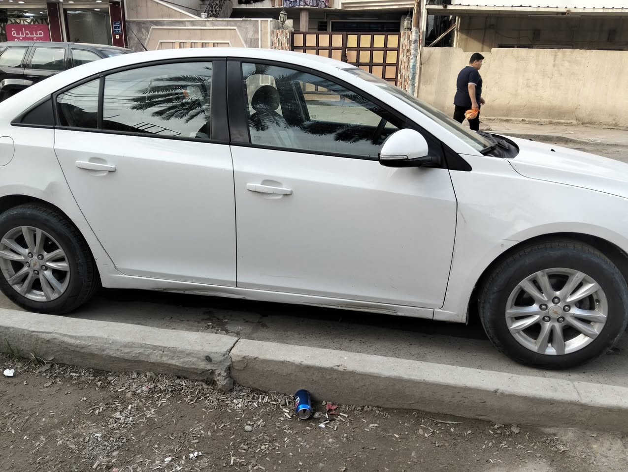 السلام عليكم سيارة شوفرليت كروز خليجي 2017 رقم اربيل محرك1800 المرغوب  سنويه29
للتواصل ***********
