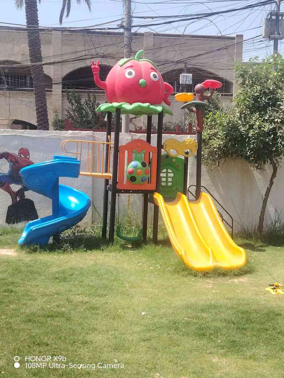 عندي ألعاب أطفال خاصة بالروضة للبيع،
بحالة جيده ونظيفة جداً استعمال اقل السنه 
للبيع مفرد او كلهم 
الى من يهمه الامر يعلقلي


**إذا كنت صاحب هذا الإعلان وتريد حذفه لأي سبب، رجاءا أرسل رسالة إلى الدعم الفني**