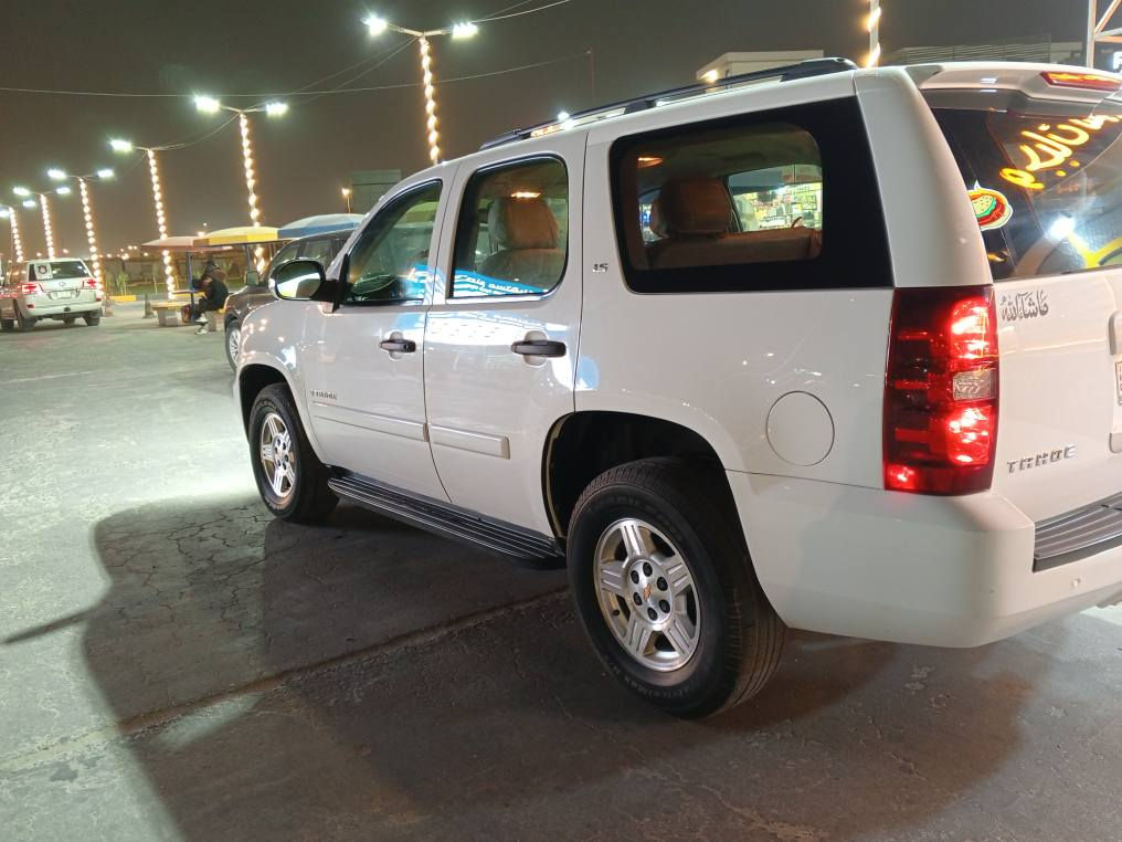 تاهو مديل 2013 مكفولة كفالة عامة السياره  جاهزه السياره ادوات دخول سياحه مكفول كص وفتح رقم وسنويه اربيل امتومه طبق الاصل السعر 105 وبيه مجال العنوان بصره*********** رجأ مكلف بل نشر البصرة, العراق
