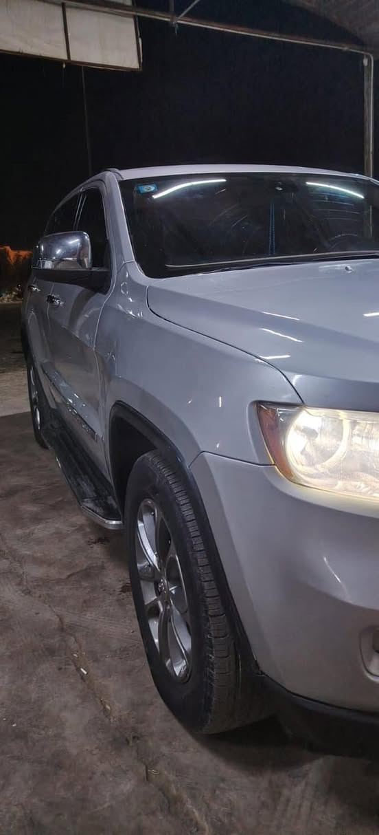 السلام عليكم جيب لاريدو 2012 بسمي مداور ثاني يوم مكان مكان واسط النعمانيه السياره جاهزه مال جناي السعر 158 وبيه مجال
0781 866 4900
