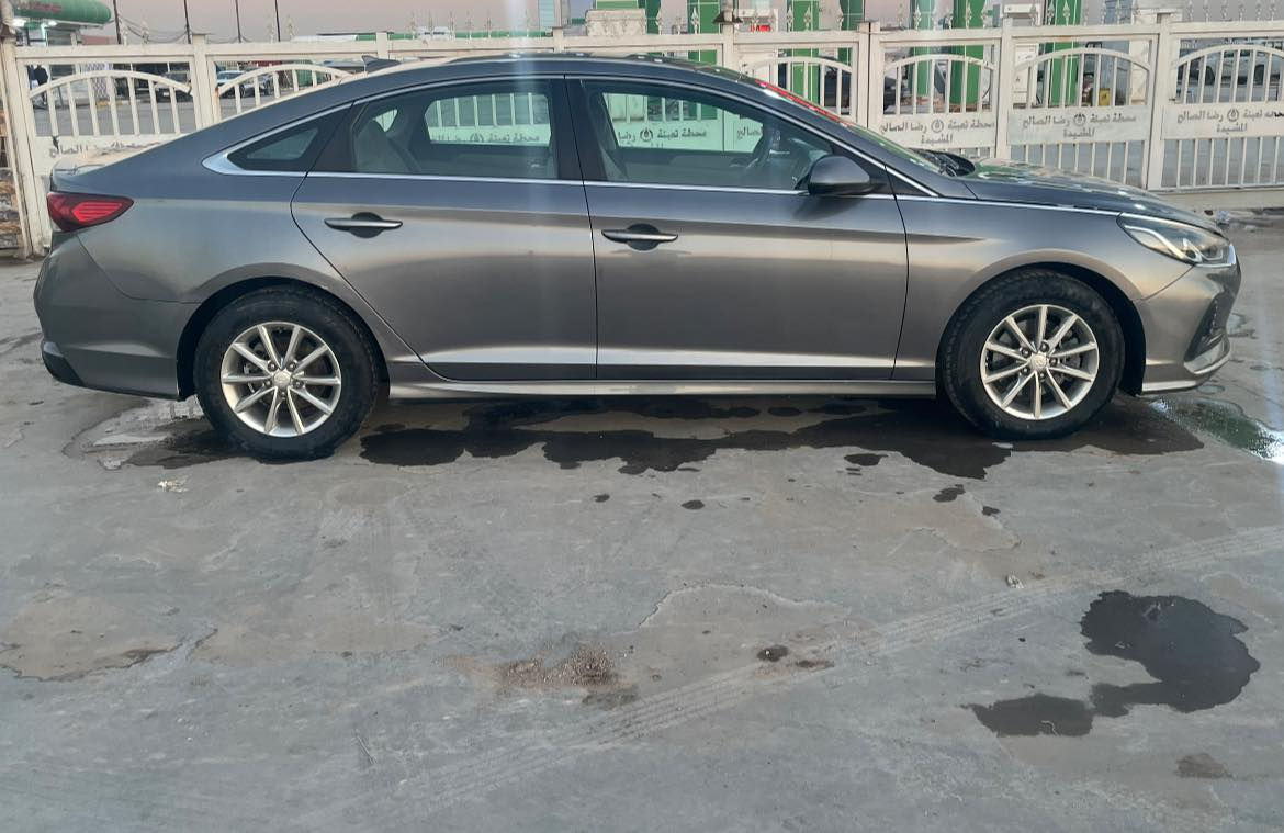 سوناتا 2018
الشكل الجديد 
محرك 2400 GDi
قطعتين صبغ (جاملغ امامي ايمن وبنيد)  بدون دواخل حادثها  جاملغ ايمن امامي وبنيد بدون شاصي دواخل بيجي سيارة جاهزة واحلى من الصور ماشية 62  مكانها بسماية السعر  125$ ومجالها بسيط 
السيارة بأسمي ورقمها شمالي تحويل ثاني يوم 
اتصل وتدلل ***********
