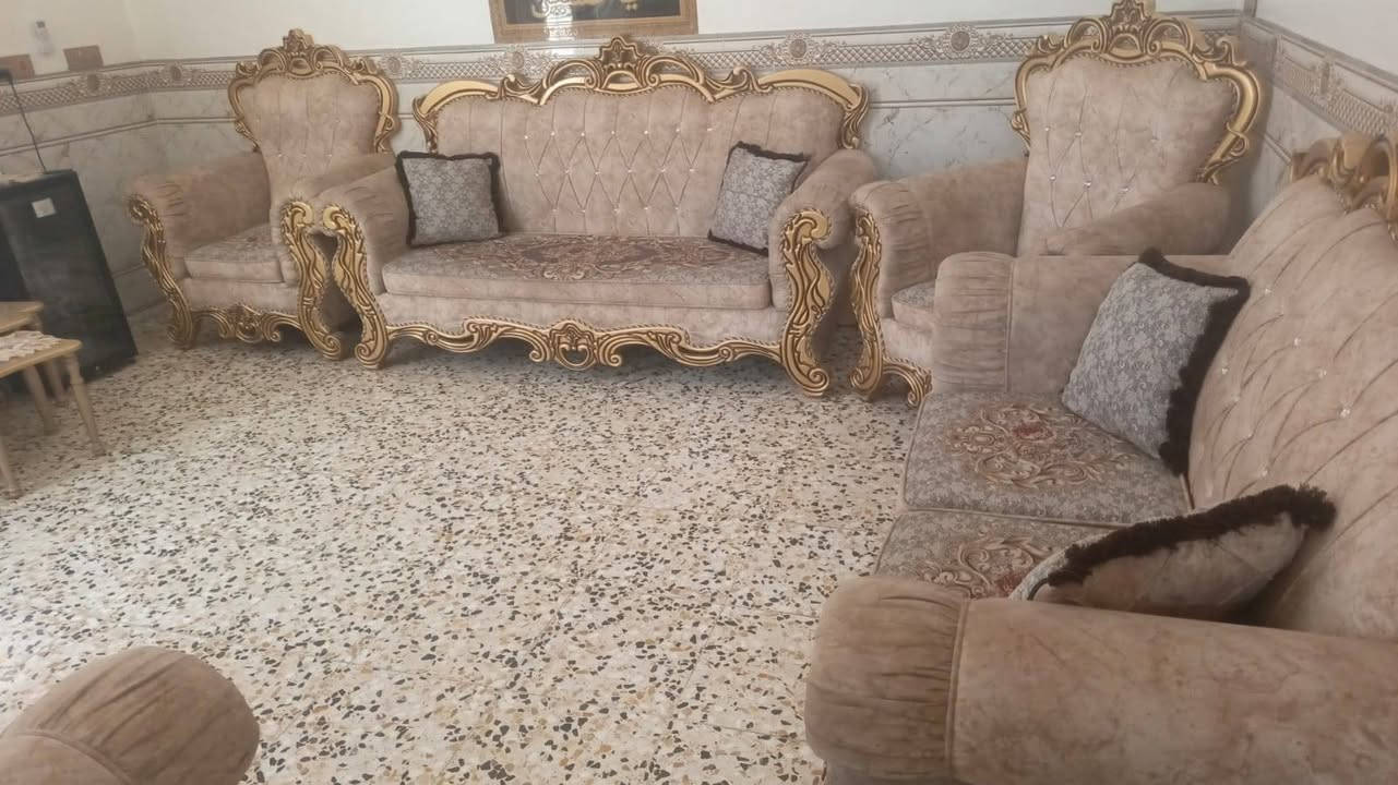 تخم للبيع 10 مقاعد
نظيف كلش اخو الجديد ب500 وبي مجال 

عنوانه نادر الثانيه يم سكله صدام


**إذا كنت صاحب هذا الإعلان وتريد حذفه لأي سبب، رجاءا أرسل رسالة إلى الدعم الفني**