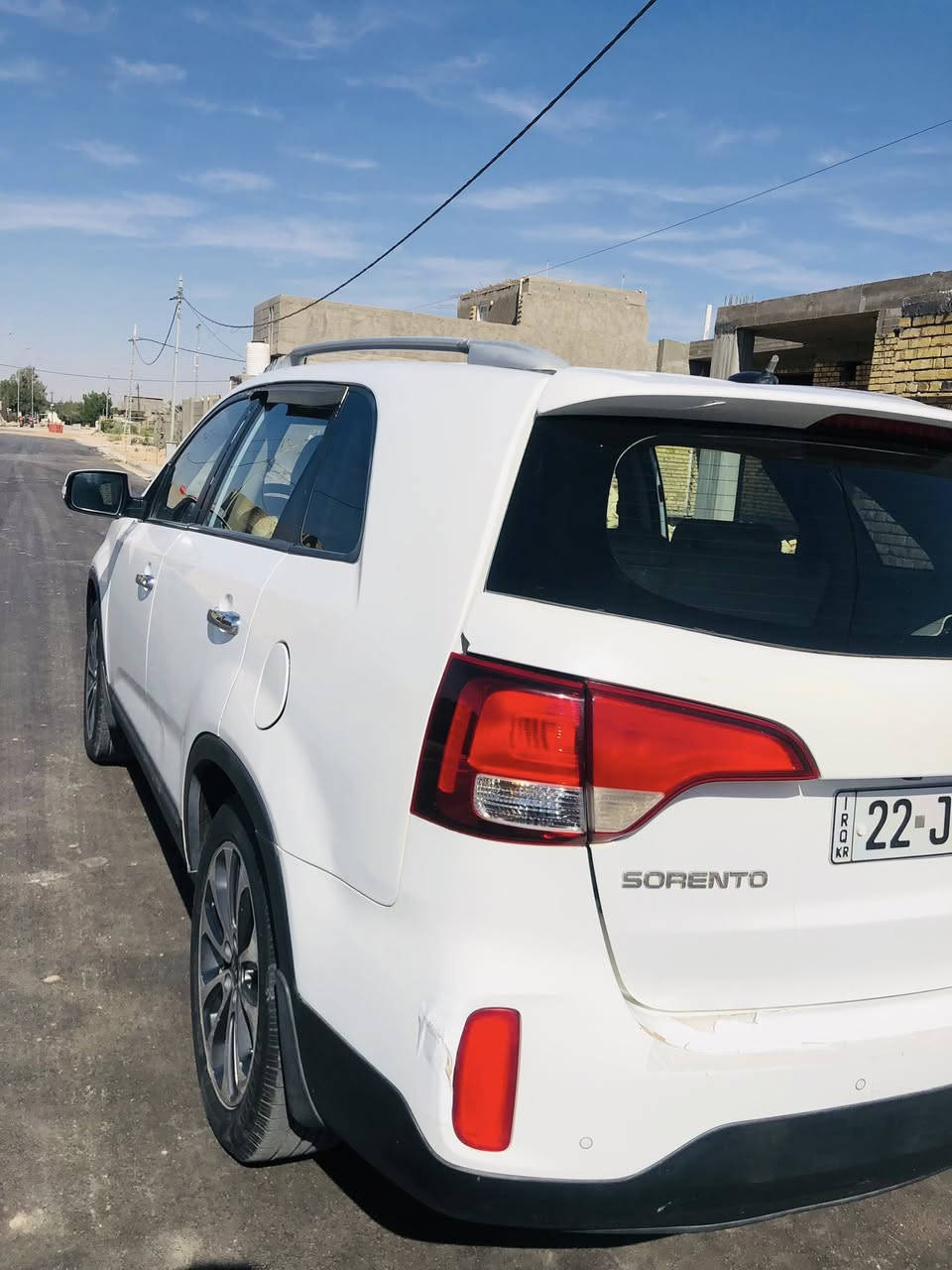 🚗 للبيع – كيا سورنتو 2014 / 4 سلندر خليجي
السيارة نضيفه من الداخل والخارج، بيها بس ضربة من الخلف،
ماشية 223 ألف،
المواصفات:
لون أبيض
شاشة كبيرة
حساسات أمامي وخلفي
تشغيل بصمة
تحكم ستيرن
كير ومكينة بحالة ممتازة
📍 الموقع: واسط – قضاء الحي
💰 السعر: 140 ورقة قابل للتفاوض البسيط
اللي يريد يشوفها أو يستفسر، يتواصل على الرقم 
***********
