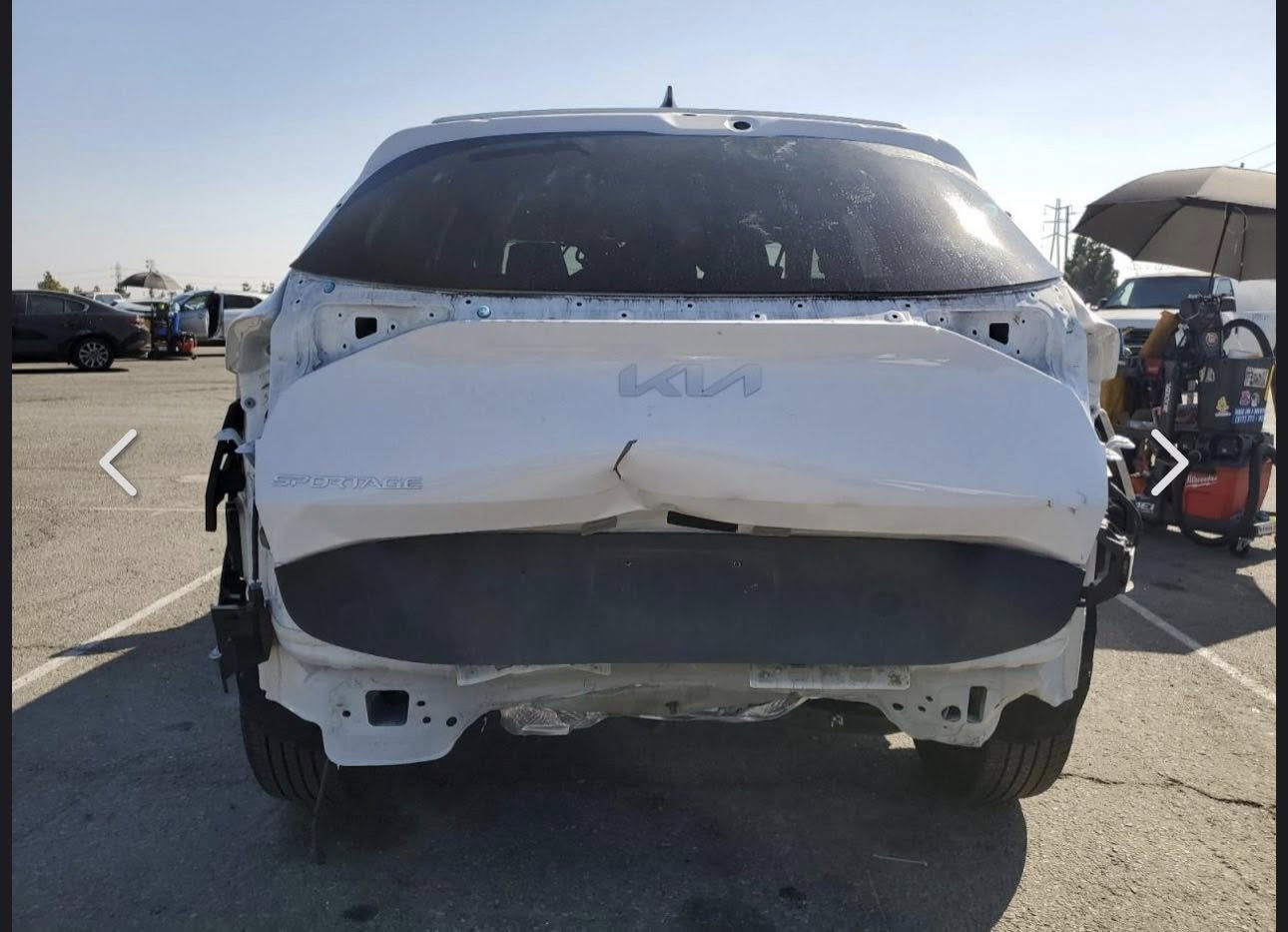 سلام عليكم ..

كيا سبورتج موديل 2024 وارد امريكي ماشيه 12 الف فقط
مواصفات ال EX المعروفه 
فول ما عده البانوراما
السياره بعمان ( مطروحه بالحره )
تدخل حره وترهم كتاب شهداء 
***********
