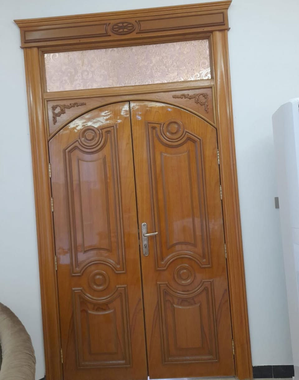 يعلن (حسين الصباغ)عن تقديم أقوى العروض والتخفيضات الحصرية على خدمات صبغ وتجديد الأثاث الخشبي والأبواب بكافة أنواعها، لإعادتها لحالتها الأصلية وبأعلى مستويات الجودة.
🎨 تشمل خدماتنا صبغ وتجديد:
 الأبواب والشبابيك: الأبواب الداخلية، الخارجية، والأبواب الوسطية بمواد مقاومة للعوامل الجوية.
 تخم القنفات والمقاعد: تجديد صبغ الأطراف الهيكلية والخشبية بأحدث الألوان الرسمية والعصرية.
 غرف النوم والكاونترات: تغيير الألوان بالكامل واستخدام أصباغ (درجة أولى) تضمن اللمعان والمتانة.
✨ مميزات التعامل معنا:
 الجودة والكفاءة: استخدام أفضل خامات الطلاء والمواد العازلة للرطوبة والخدوش.
 الالتزام بالمواضيع: دقة تامة في مواعيد التسليم لضمان جهوزية منازلكم قبل بدء المجالس.
 أسعار مناسبة: تخفيضات حقيقية ومراعاة خاصة بهذه المناسبة المباركة.
📞 للحجز، الاستفسار،***********
