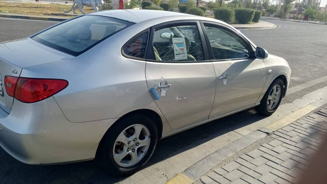 سلام عليكم سياره فانته 2010 كصتين سياره حلوه وجهازه من كلشي تبريد تتفاء  كهربائيه  كله شغاله  حجم المحرك 1600دكشن عالي سياره حلوه كلش بيه رقم أربيل طبق لأصل/سعر /40 وبيه مجال/العنوان البصره ***********
