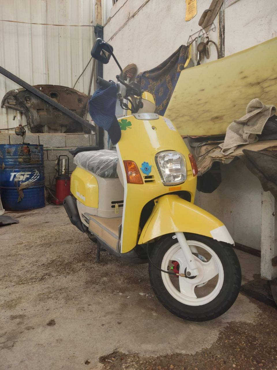 سلام عليكم دراجه لبيع الدراجه بلاديه مكينه ما مفتوحه 
سعر950 
***********
