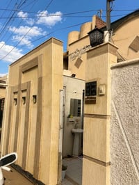 للبيع بيت سكني  المساحة: 94 م²  الواجهة : 4.3 متر  طابق واحد  يتكون من...