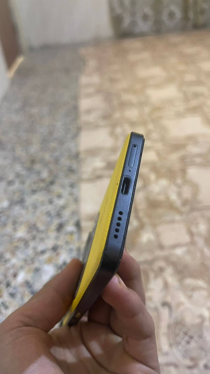 السلام عليكم لجهاز لبيع مناسب
بوكو x6 ابرو ذاكره 512 
ما مفتوح 
بي فقط فطر في الشاشه مثل ما موضح بل صوره 
لجهاز 120 فريم في الببجي 
غراضه بس لشاحنه ويا 
بس البيع يتواصل لسعر 250 وبيه مجال 
الرقم ***********
