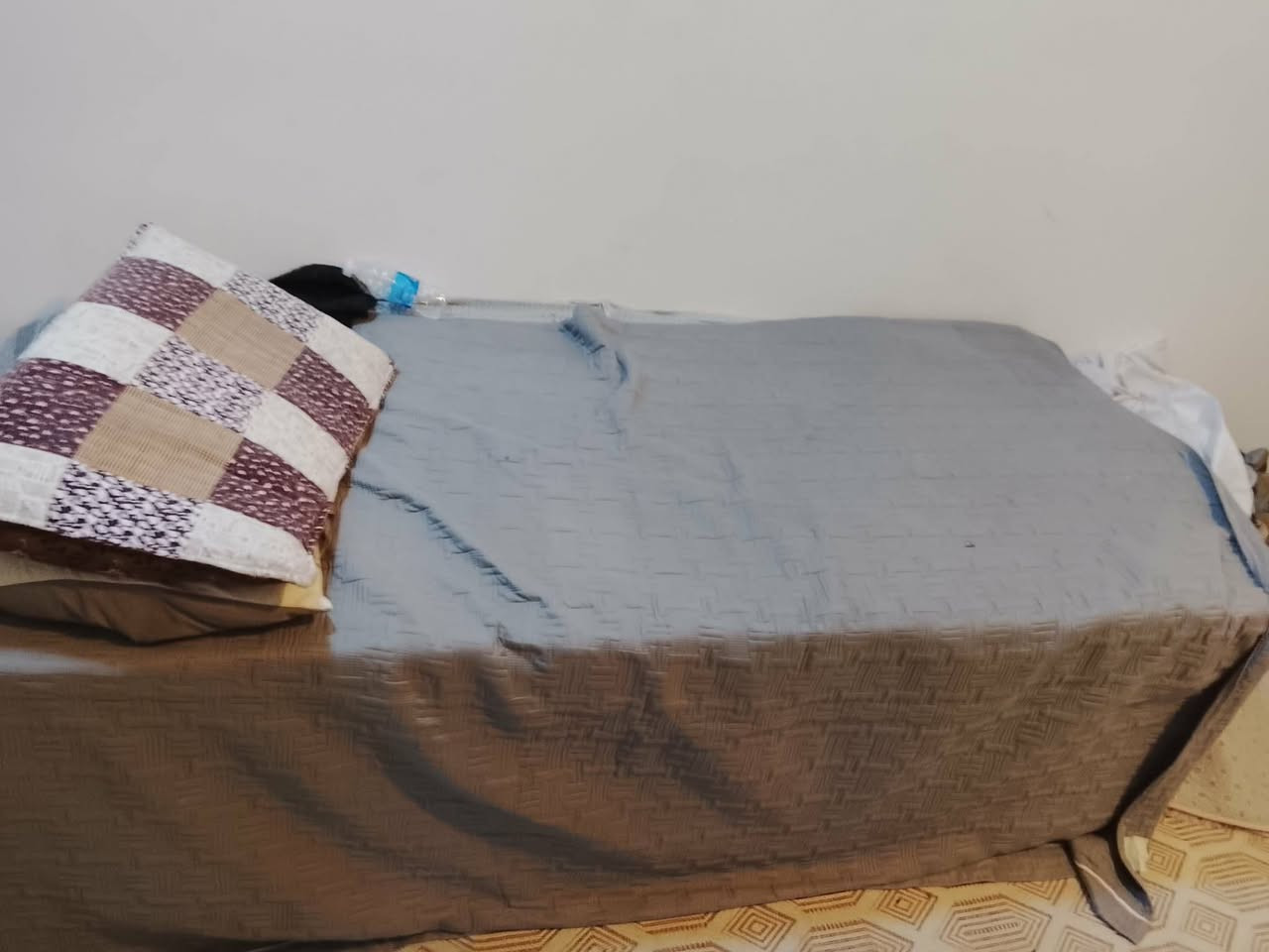 غراض نضيفه للبيع 
المكان الدوره


**إذا كنت صاحب هذا الإعلان وتريد حذفه لأي سبب، رجاءا أرسل رسالة إلى الدعم الفني**