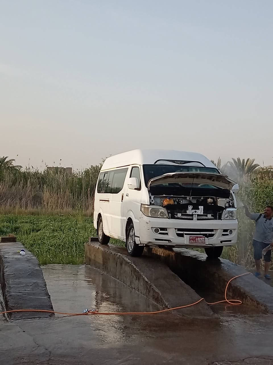 السلام عليكم شيري موديل 12مكينه 3000السياره رقم احمر تحويل ثاني يوم رقم كربلاء تاخذ رقم انكليزي  ***********@
