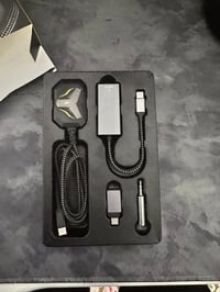 ادابتر4X1 تايبسي سعره30 واتس07775824245