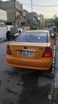 من رخصه الادمن سياره ليفان 2011سياره حلوه خير من الله مكينه كير كورلا ...