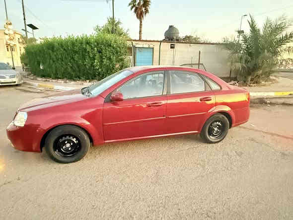 السلام عليكم شباب عندي اوبترا خليجي كير اوتو موديل 2006 مصبوغه عامه بدون لاضربه ولاتبديل بسمي رقم بغداد تخم تاير صارلي اسبوع من شاده مدوشمه عام صدر امامي خلفي جديد تبريد ثلج للشراي يتصل *********** ابو حسين الشمري
