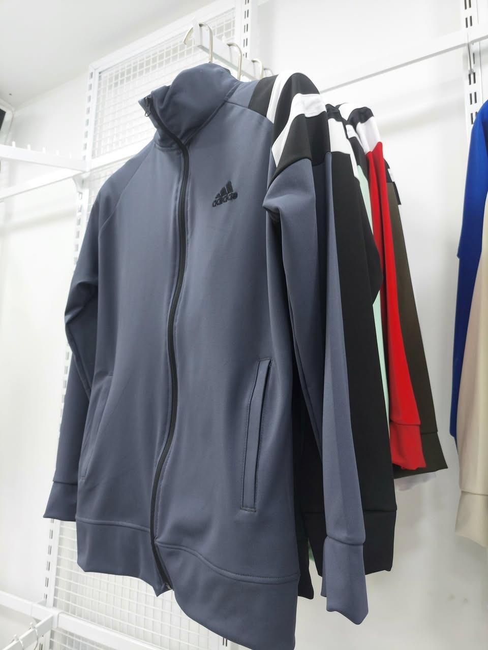 عدد متوفر 750 قطعة 
مقاسات  S-M-L-XL-XXL 
بيعنا بالجملة قماش دالغيتش 
العنوان : تركيا أسطنبول الأوربية
واتس أب + فايبر 00905312400257 
#تركيا #أسطنبول #رجالي #العراق #بغداد #ليبيا #بنغازي #صولد #سويت #اونسومبل  #تونس #الجزائر #سوريا #لبنان #فلسطين #الأردن #السعودية #قطر #الكويت #البحرين #اليمن #wholesale #menfashion #toptan #merter #fashion #dalgıç #الصومال #السودان


**إذا كنت صاحب هذا الإعلان وتريد حذفه لأي سبب، رجاءا أرسل رسالة إلى الدعم الفني**