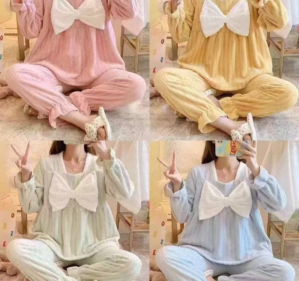 صباح الخير وصلت لدينا احدث موديلات من تراك بناتيه ونسائيه حصريا من محلات بِنِتّ الباشا سعر ١٥ ااف قطعتبن ٢٥ الف لحجز اتصال او مراسله صفحه محل على واتس اب انستا فيس بوك على رقم *********** عنوان /كركوك طريق بغداد مجمع منصور التجاري مجاور منفذ البورصة. يوجد توصيل 🚚
