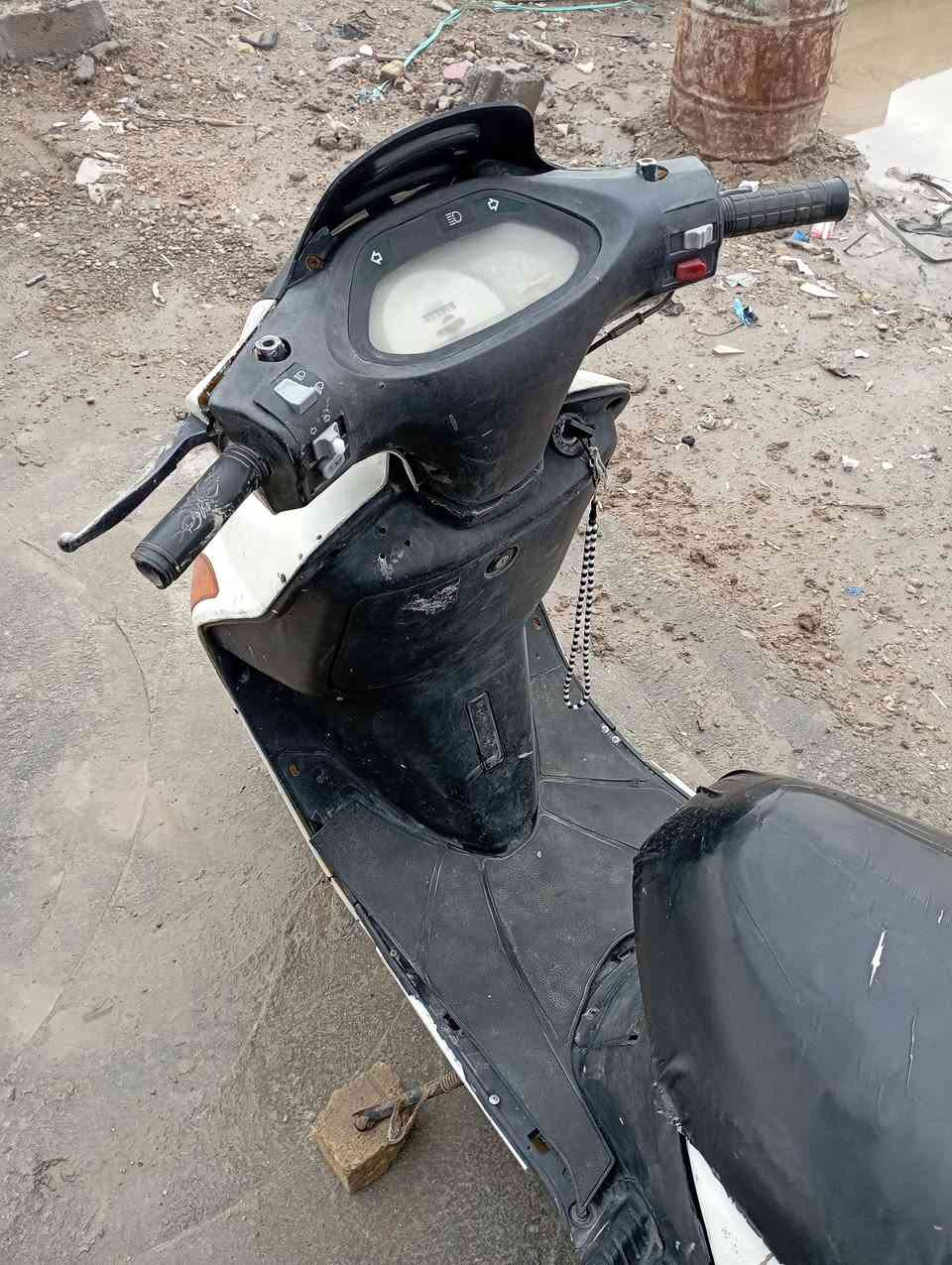 دراجه فراشه للبيع شغاله عوزه فقط باتري محرك شلعه ومعدل السعر 225وبيه مجال للشراي للاستفسار
***********
*********** 
مكاني بابل الحمزة الغربي
