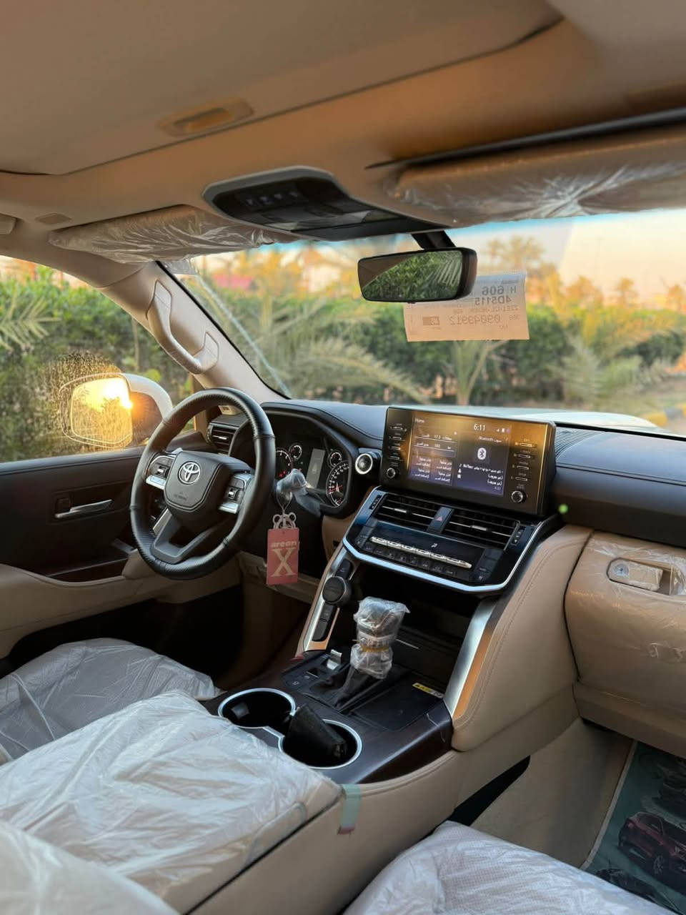 لاندكروزGXR limited 2024 
السيارة لمتد اصلية 
السيارة وكالة البريم باب اولا 
فول مواصفات 1/1 ورقم بغداد بأسمي
مكفولة من الصبغ والبارد والدبل كود
السعر 670$ وبيهه مجال بسيط للشراي 
مكان السيارة بغداد 
رقم الهاتف / واتساب :***********
