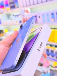 آيفون 13 • ١٢٨ • مكفول