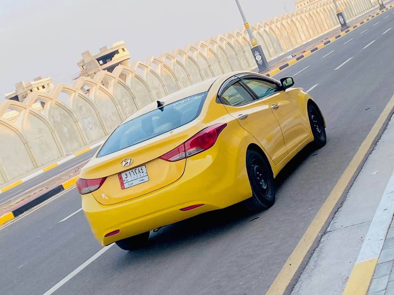 السلام عليكم للبيع هونداي النترا موديل 2013 وارد امريكي بيه تبديل جاملغ امامية فقط بدون داخل شرط والباقي مكفول كفاله عامه من ضربه وتبديل كله ليبل واحد موصفات تحكم تدفه بل كشنات  داخل بيجي مكينه 1800 دوش ما مفتوحه سنويه لغايه 27 مصفره هيه وغرمات السياره جديده حيل وجاهزه شرط احله من صور اي نقص مابيه سياره كير مكينه حداديه تخم تاير تبريد السعر 105 بيه مجال بسيط لاستفسار اكثر لاتصال على الرقم *********** مكان السيارة كربلاء مكلف بل نشر كربلاء, العراق
