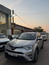 2018 XLE وارد امريكي (صور الحادث والسونار ب المنشور)  🖱️بصمة 🖱️فتحة  🖱...