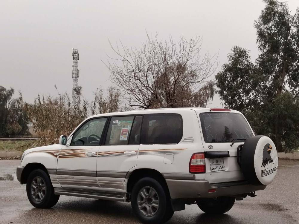 ***********
مۆنیکا  قەتەڕی1998 ڕەقەم ئەسلی v8
 فولی گێڕعادی غازی ئیتاڵی بۆبەستراوە
 ناوزەرد دەبڵ ئێڕباگ جام کارەبایی، سەلاجە،تەبرید مەرکەزی گێرو مەکینەو ئەکسڵ و تەبرید بەشەرت سبوخ عامە دەعم و لێدرانی پشت و پێشی نيه سەنەوی بەسەر چووە لە104گەڵا شوێن کۆیە و تەق تەق كويسينجاك, أربيل
