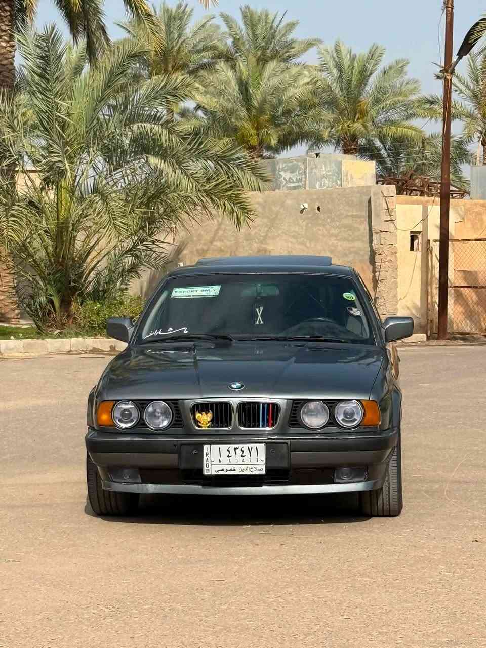 سلام عليكم بي ام 525اصل موديل 1992رقم صلاح الدين مشروع وطني 2028محرك مسكر فانوس الكير جديده صار سبوع من بدلته وتماتيك صبغ جماليه بدون ضربه بدون خياسات فتحه تبريد منضومه زنون السعر 58بيها مجال يرهم مراوس مكاني تكريت ***********
