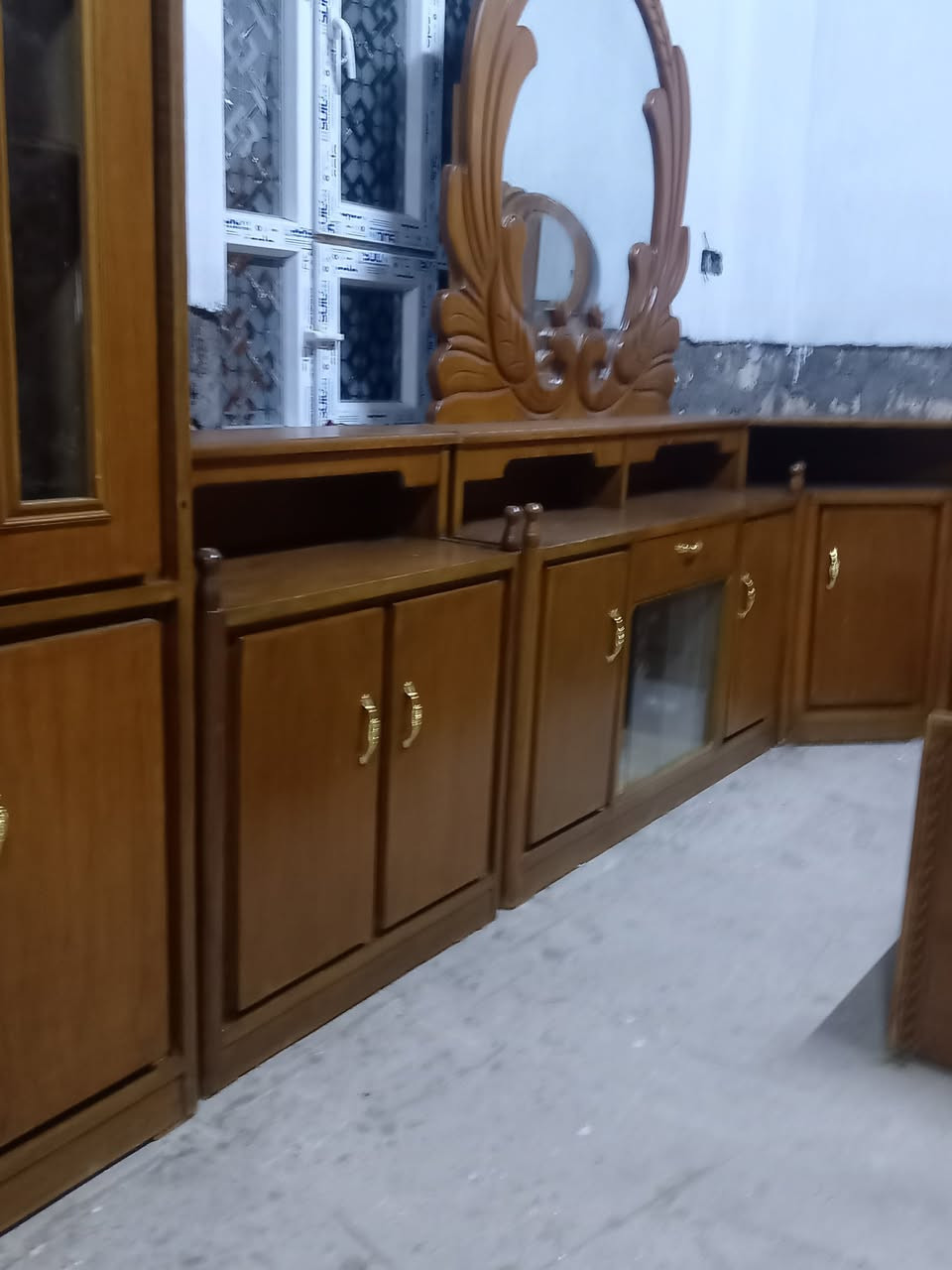 غرفة نوم احطاطه سعر ٧٥٠ قفل قفل العنوان الرمانه البعبيد اكو توصيل بكروه ***********
