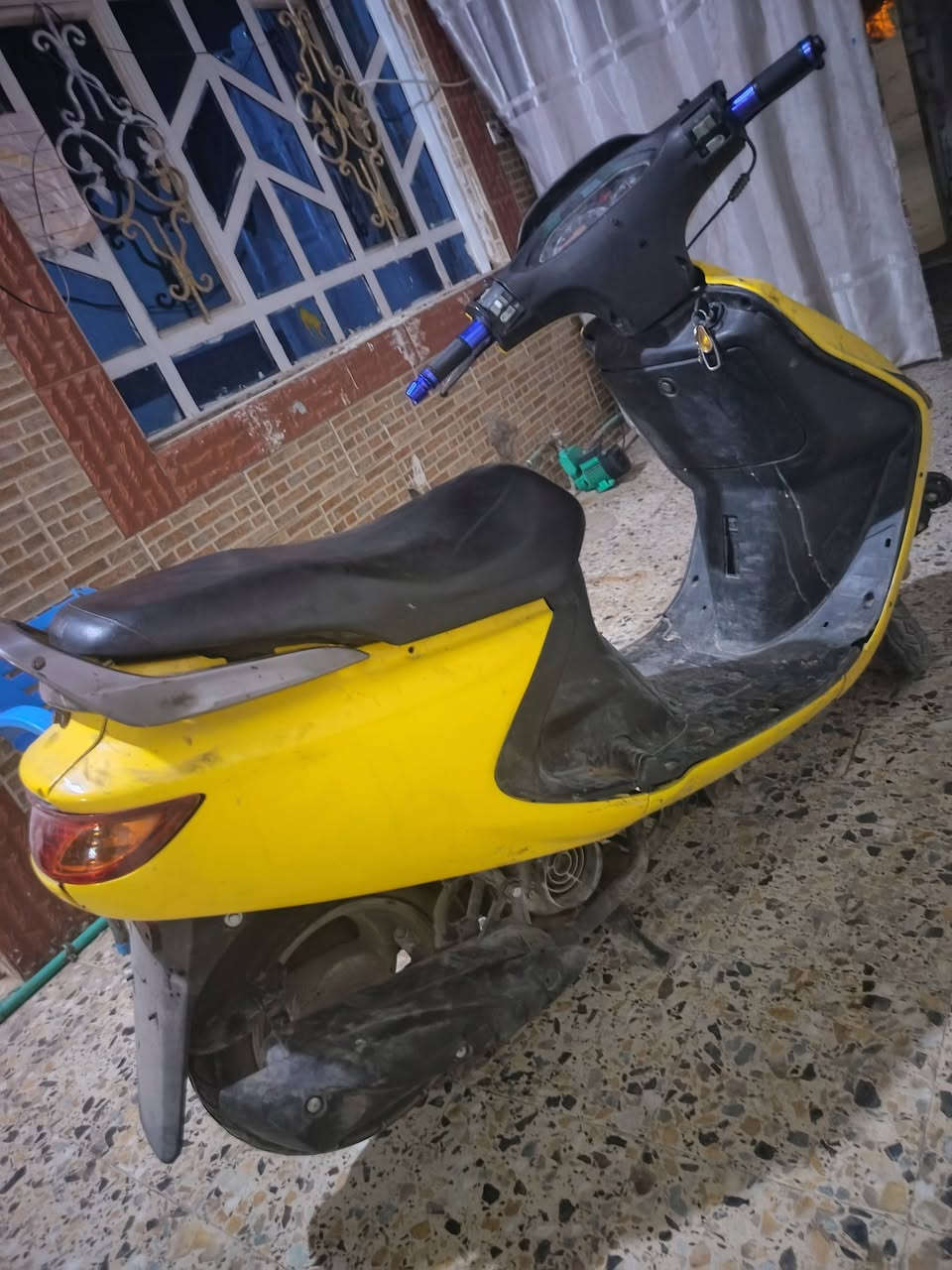 دراجة فراشة فحل للبيع نضيفة ٦اشهر طالعه من الوكيل محتاج واريد ابيع ٣٠٠وبيها مجال تعال بخدمتك *********** خاص موجود
